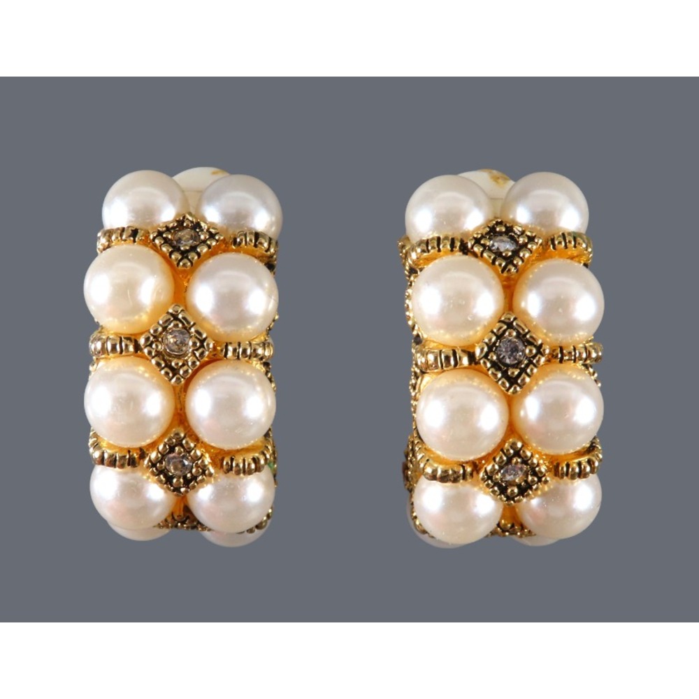 VTG GOLD TONE CLIP-ON EARRINGS Half Hoop WHITE FAUX PEARLS Rhinestones CLASSY!